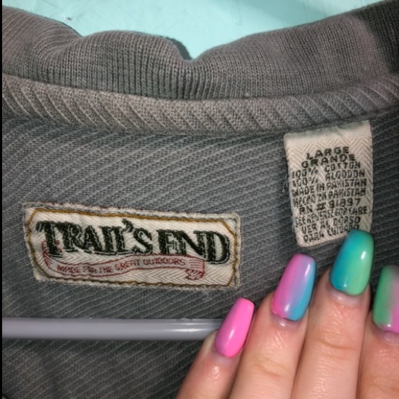 Trail’s End Collared Long Sleeve - Picture 3 of 13